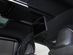 Toyota Alphard 2.5L Automatic - ფოტო 19