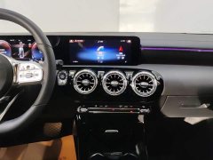 Mercedes-Benz A-Class 2022 Facelift A 200 L Sport Sedan Fashion Edition - ფოტო 13