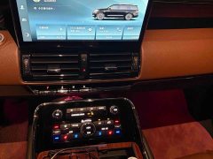 Lincoln Navigator 2022 3.5T Prestige Edition - ფოტო 11
