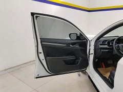 Honda Civic 2021 Hatchback 220 Turbo CVT Sharp Control - ფოტო 7