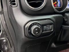 Jeep Wrangler 2.0T Sahara Four-Door - ფოტო 6
