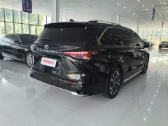 Toyota Gravia Grevias 2.5L Hybrid Premium VIP Edition - ფოტო 4