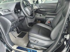 Toyota Gravia Grevias 2.5L Hybrid Premium VIP Edition - ფოტო 9