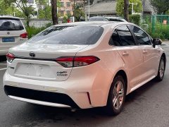 Toyota Corolla Hybrid 1.8H E-CVT Luxury - ფოტო 6