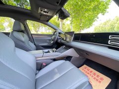 BYD Qin L DM-i 120KM Leading Edition - ფოტო 10