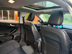 Ford Focus Sedan EcoBoost 180 Automatic Trend - ფოტო 16