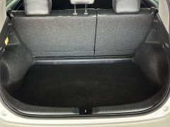 Toyota Yaris L Zhixuan X 1.5L CVT Luxury Plus - ფოტო 11