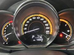Toyota Yaris L Zhixuan X 1.5L CVT Luxury Plus - ფოტო 8