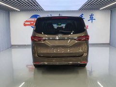 Buick GL8 Land Executive Cabin 652T Luxury - ფოტო 17