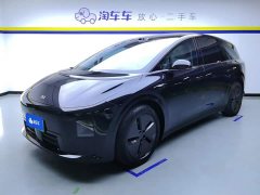 Li Auto i8 Standard Edition - ფოტო 1