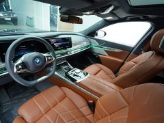 BMW i7 2023 xDrive60L Luxury Package - ფოტო 3
