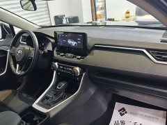 Toyota Wildland Vland 2.0L CVT AWD Luxury Plus - photo 9