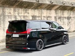 Lexus LM 2020 300h Four-Seat Royal Edition - ფოტო 11