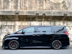 Lexus LM 2020 300h Four-Seat Royal Edition - ფოტო 7