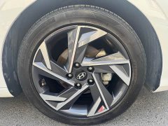 Hyundai Elantra 2023 1.5L CVT Luxury - ფოტო 17