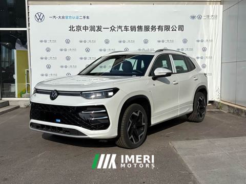 2025 Volkswagen Tharu Taos L 380TSI AWD Luxury