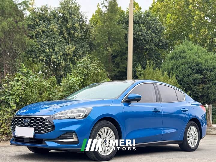 Ford Focus Sedan EcoBoost 180 Automatic Trend - ავტომობილი ჩინეთიდან