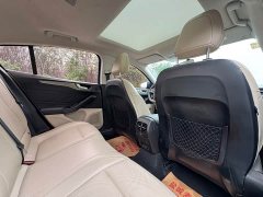 Ford Focus Sedan EcoBoost 180 Automatic Trend - ფოტო 11