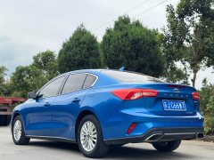 Ford Focus Sedan EcoBoost 180 Automatic Trend - ფოტო 7