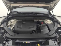 Volvo XC60 T5 AWD Smart Luxury Edition - ფოტო 10