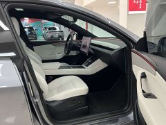 Tesla Model Y Rear-Wheel Drive - ფოტო 10
