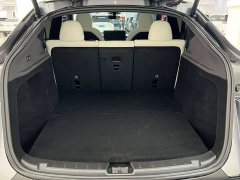 Tesla Model Y Rear-Wheel Drive - ფოტო 16