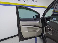 Buick GL8 Land Business Class Smart Edition - ფოტო 7