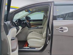 Buick GL8 Land Business Class Smart Edition - ფოტო 9