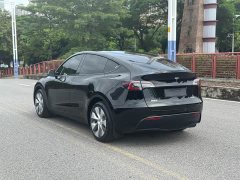 Tesla Model Y 2022 Facelift Rear-Wheel Drive - ფოტო 17