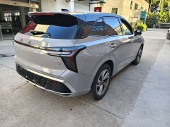 FAW Red Flag HS3 2.0T AWD Youwei Edition - ფოტო 2