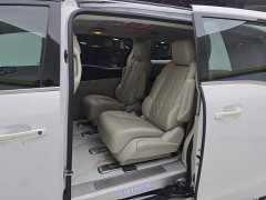 Buick GL8 Land Business Class Comfort Edition - ფოტო 11