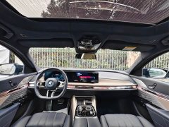 BMW i7 M70L 2023 M70L - ფოტო 14