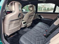 BMW i7 M70L 2023 M70L - ფოტო 18