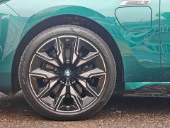 BMW i7 M70L 2023 M70L - ფოტო 6