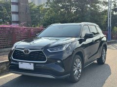 Toyota Highlander 2022 380T AWD Premium 7-Seater - ფოტო 1