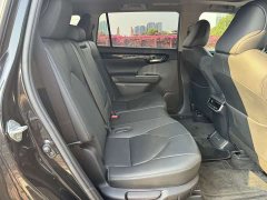 Toyota Highlander 2022 380T AWD Premium 7-Seater - ფოტო 14