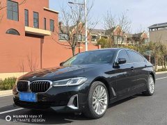 BMW 5 Series 530Li Luxury M Sport Package - ფოტო 1