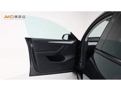 Tesla Model Y Rear-Wheel Drive - ფოტო 10