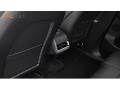 Tesla Model Y Rear-Wheel Drive - ფოტო 9