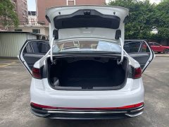 Volkswagen Sagitar 200TSI DSG Excellence Edition - ფოტო 14