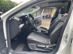 Volkswagen Sagitar 200TSI DSG Excellence Edition - ფოტო 9
