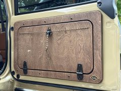 Toyota Land Cruiser (Imported) LC71 4.0L Automatic - ფოტო 11
