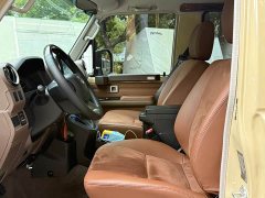 Toyota Land Cruiser (Imported) LC71 4.0L Automatic - ფოტო 9