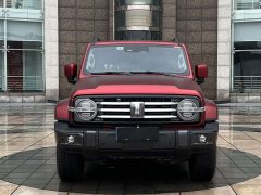 Tank 300 City Edition 2.0T Stylish - ფოტო 1