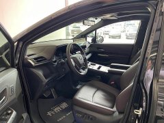 Toyota Sienna 2021 2.5L Hybrid Platinum Edition - ფოტო 13