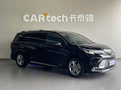 Toyota Sienna 2021 2.5L Hybrid Platinum Edition - ფოტო 3