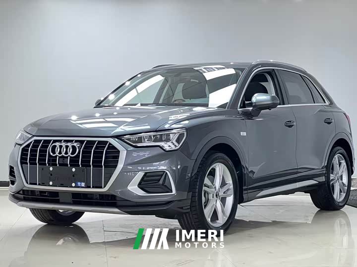 Audi Q3 35 TFSI Fashion Elegant Edition (1.4T)