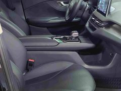 FAW Red Flag E-QM5 2022 431km Charging Comfort Edition - ფოტო 8