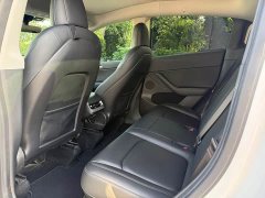 Tesla Model Y Rear-Wheel Drive - ფოტო 9