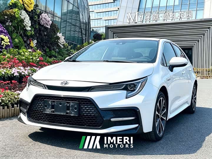 Toyota Corolla Hybrid 1.8H E-CVT Sport - ავტომობილი ჩინეთიდან